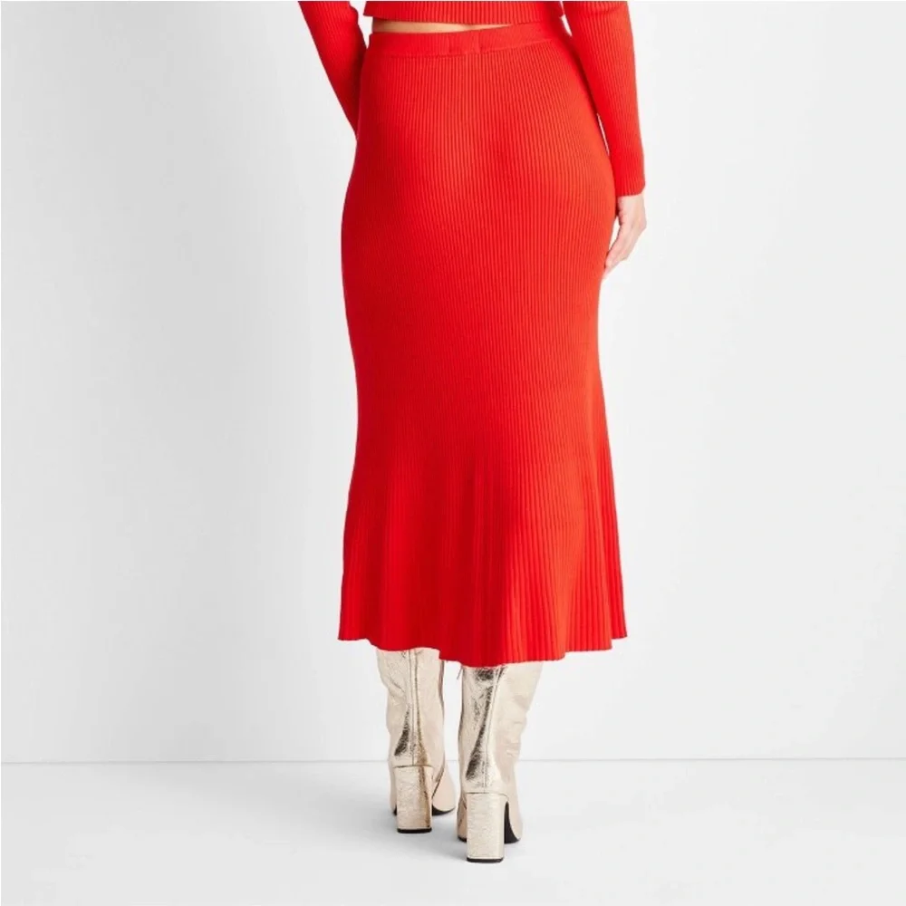 Red Sweater Ribbed Skirt - Picture 2 of 5